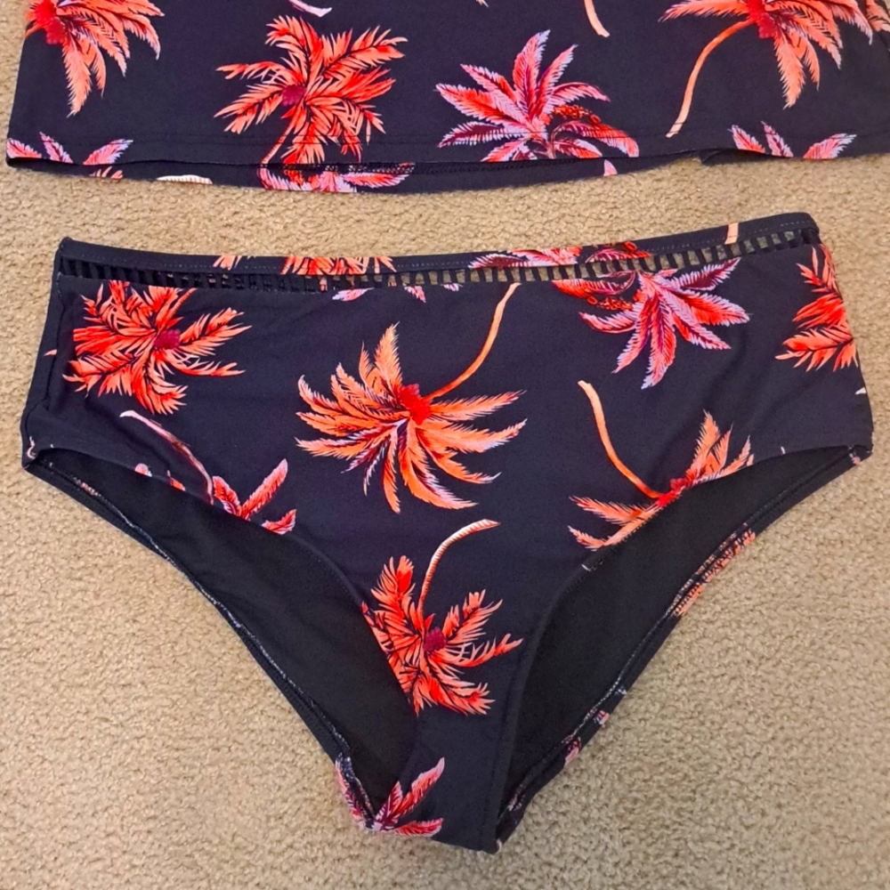 Women's BAKU Tankini Bikini Set with Pink Coral Palm Print - Picture 4 of 7
